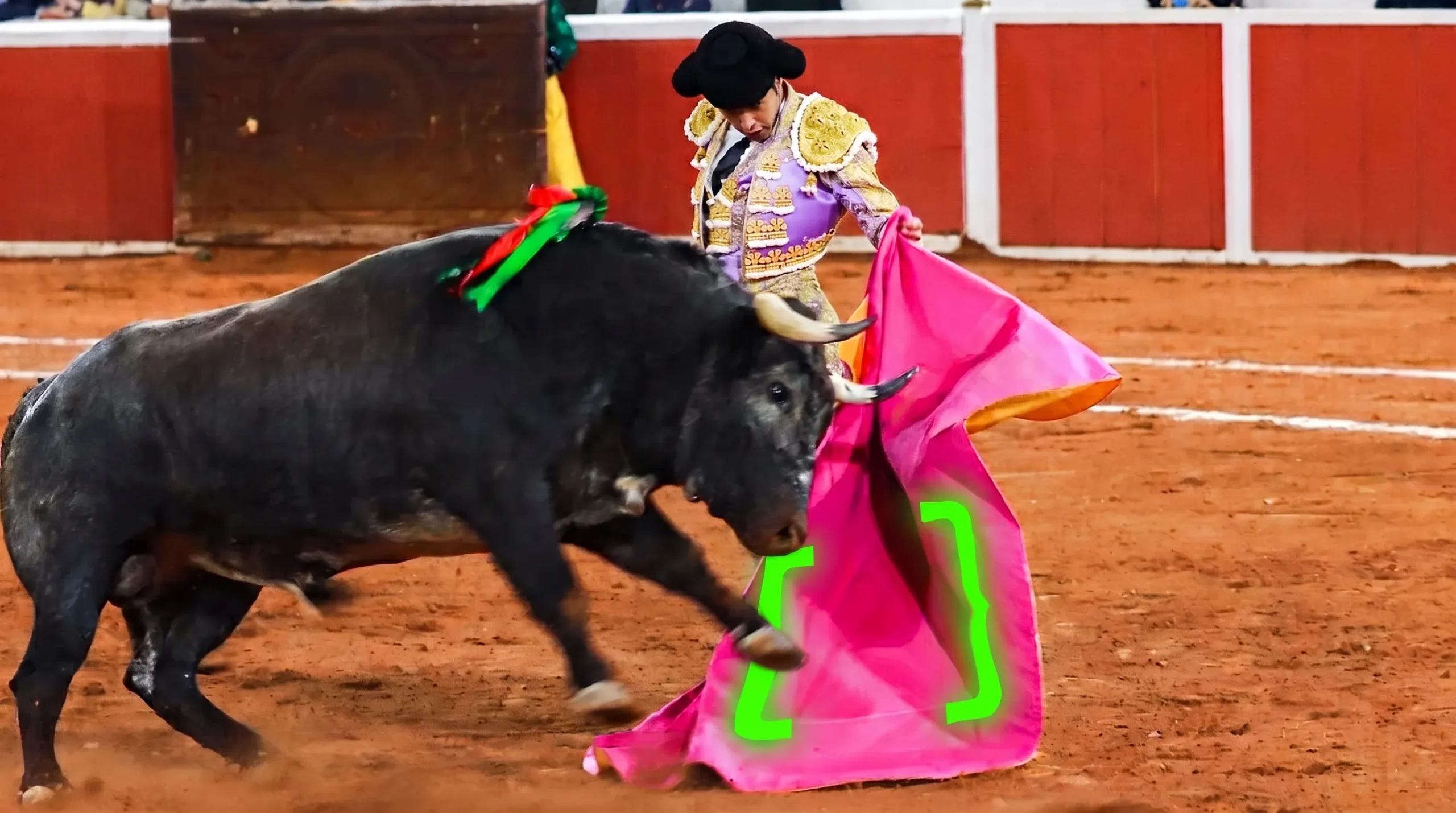 Juez le hace la faena a empresarios en Juriquilla